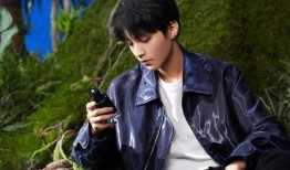 王俊凯壁纸最新爆料,青春活力，魅力四溢